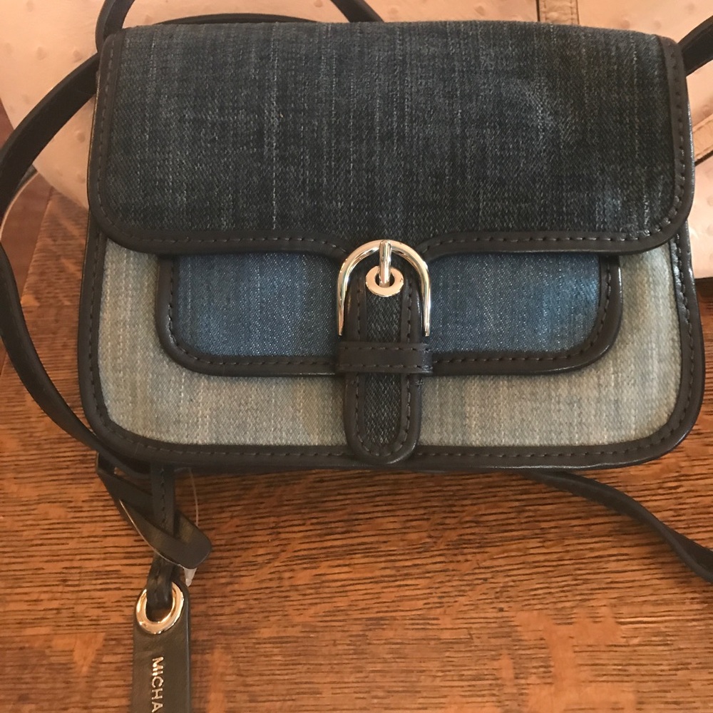 NWT Michael Kors Cooper crossbody bag